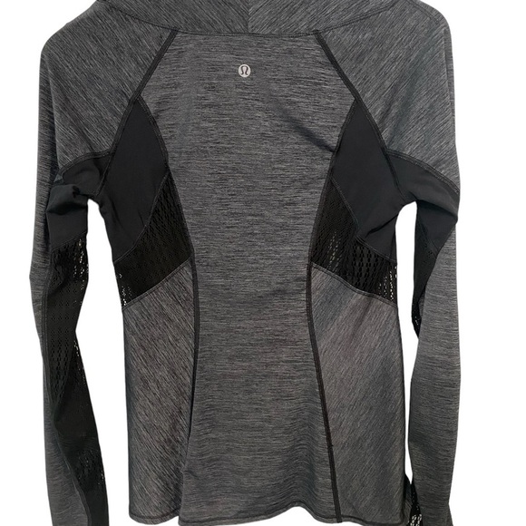 Lululemon Long-Sleeve Sun Top in Gray with Black Mesh Sz 6 - Picture 2 of 6